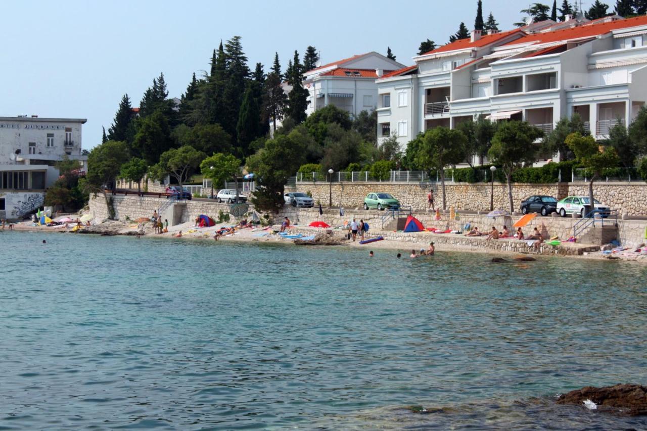 Apartments By The Sea Selce, Crikvenica - 4802 Kültér fotó