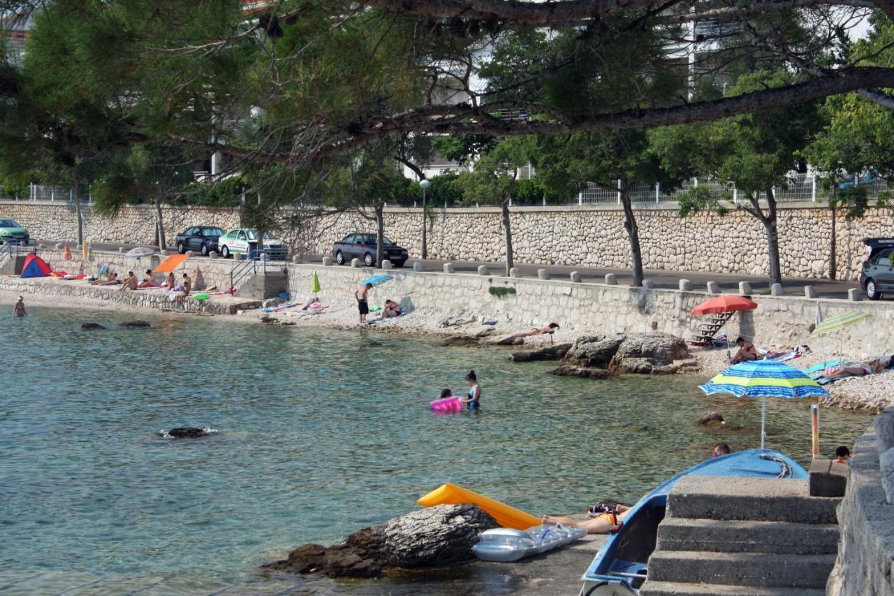 Apartments By The Sea Selce, Crikvenica - 4802 Kültér fotó