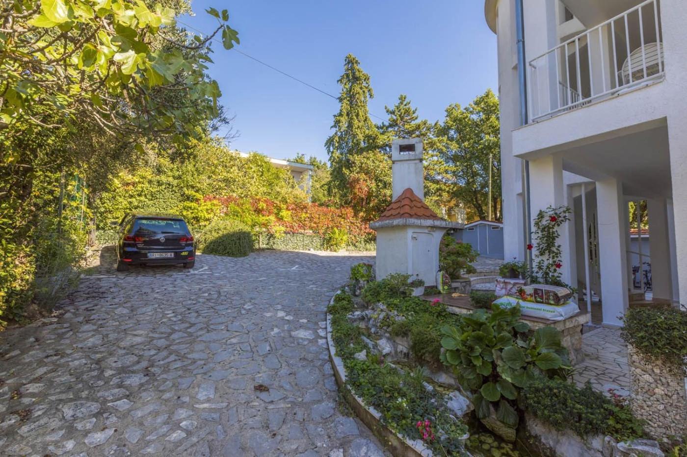 Apartments By The Sea Selce, Crikvenica - 4802 Kültér fotó